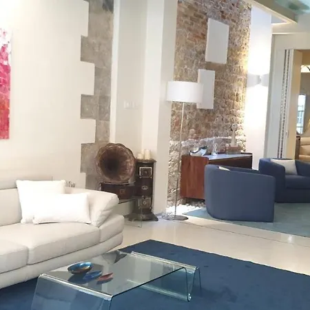 Luxury Tower House By Arno River In Pisa Homestay Pisa
