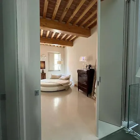 Luxury Tower House By Arno River In Pisa * Pisa